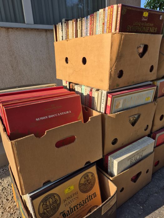 Vând Lot 200 Discuri Vinil colectia Deutsche Grammophon muzica clasica