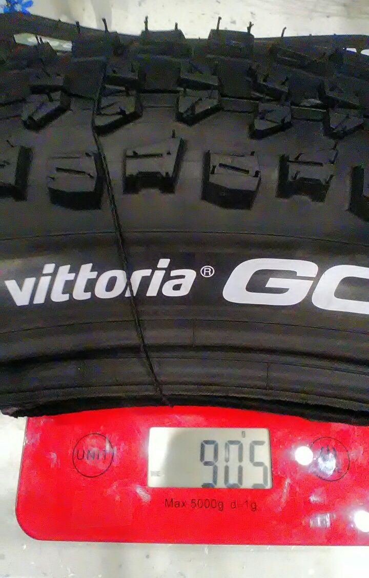 Продавам нови гуми за велосипед Vitoria Goma - 55 лв.