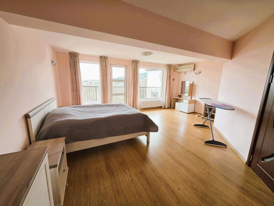 4-стаен в София-Бояна площ 355 цена 909000