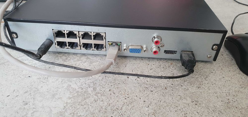 Sistem Supraveghere Video NVR Dahua 8 canale + 3 camere Dahua + UPS
