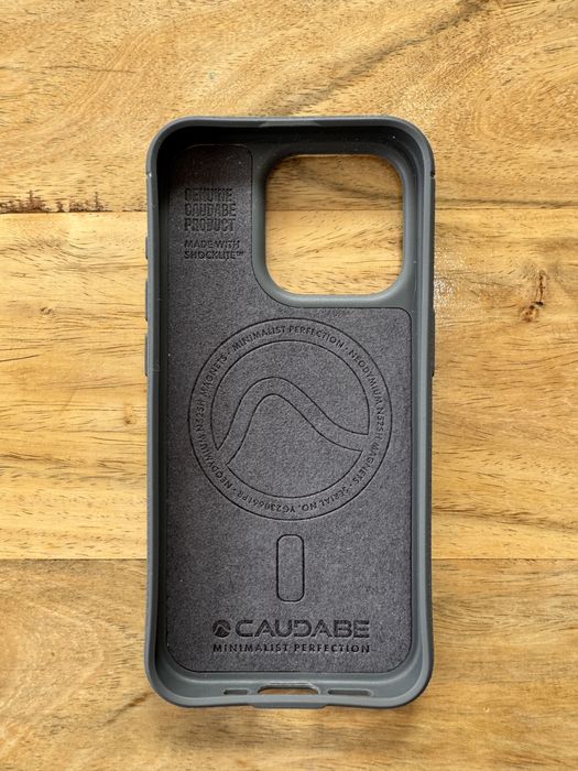 Caudabe калъв за iphone 15 pro