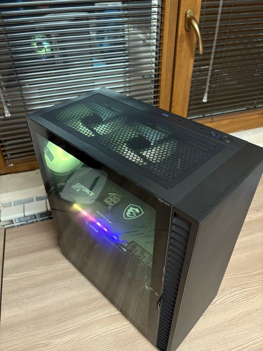 Гемърски компютър MSI RTX3090 Ryzen 32GB RAM