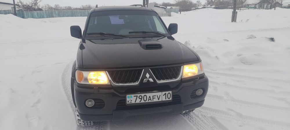 Продам мицубиси паджеро спорт дизель 2.5 2008г