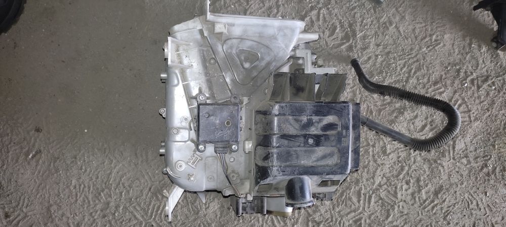 Сервопривода заслонки печки цефиро, cefiro