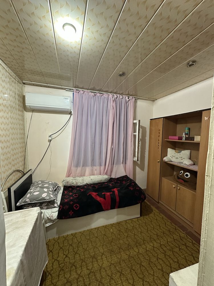Срочно! Продам 2-комн. квартиру (3-комн.) 55 м², Бектемир, 2/2 этаж