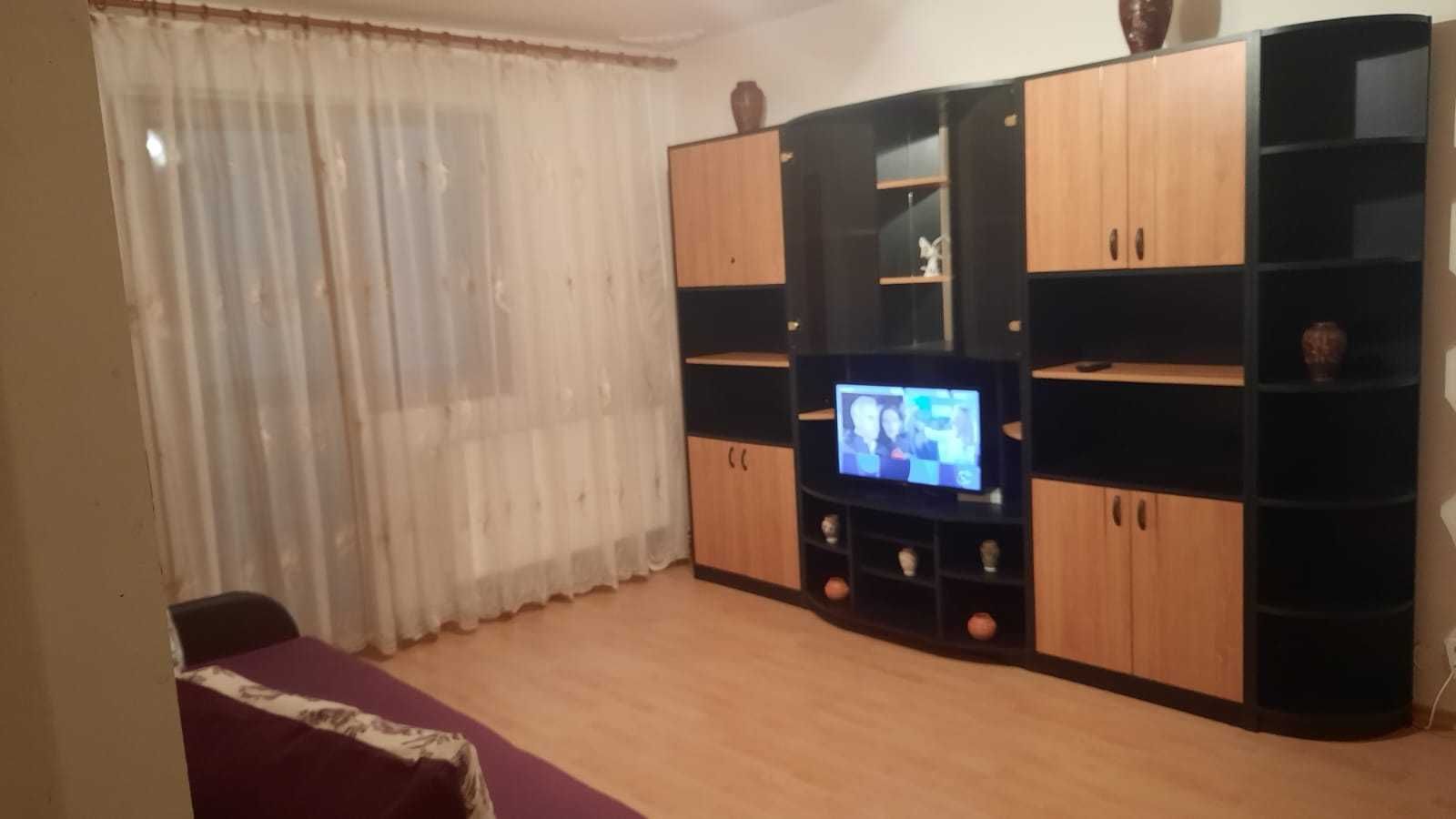 inchiriez apartament