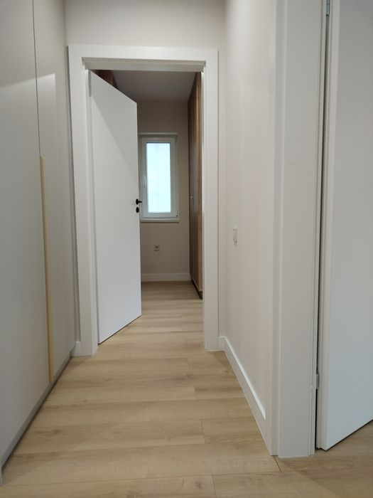 Zugrav, finisaje Cluj -Floresti-Gilau