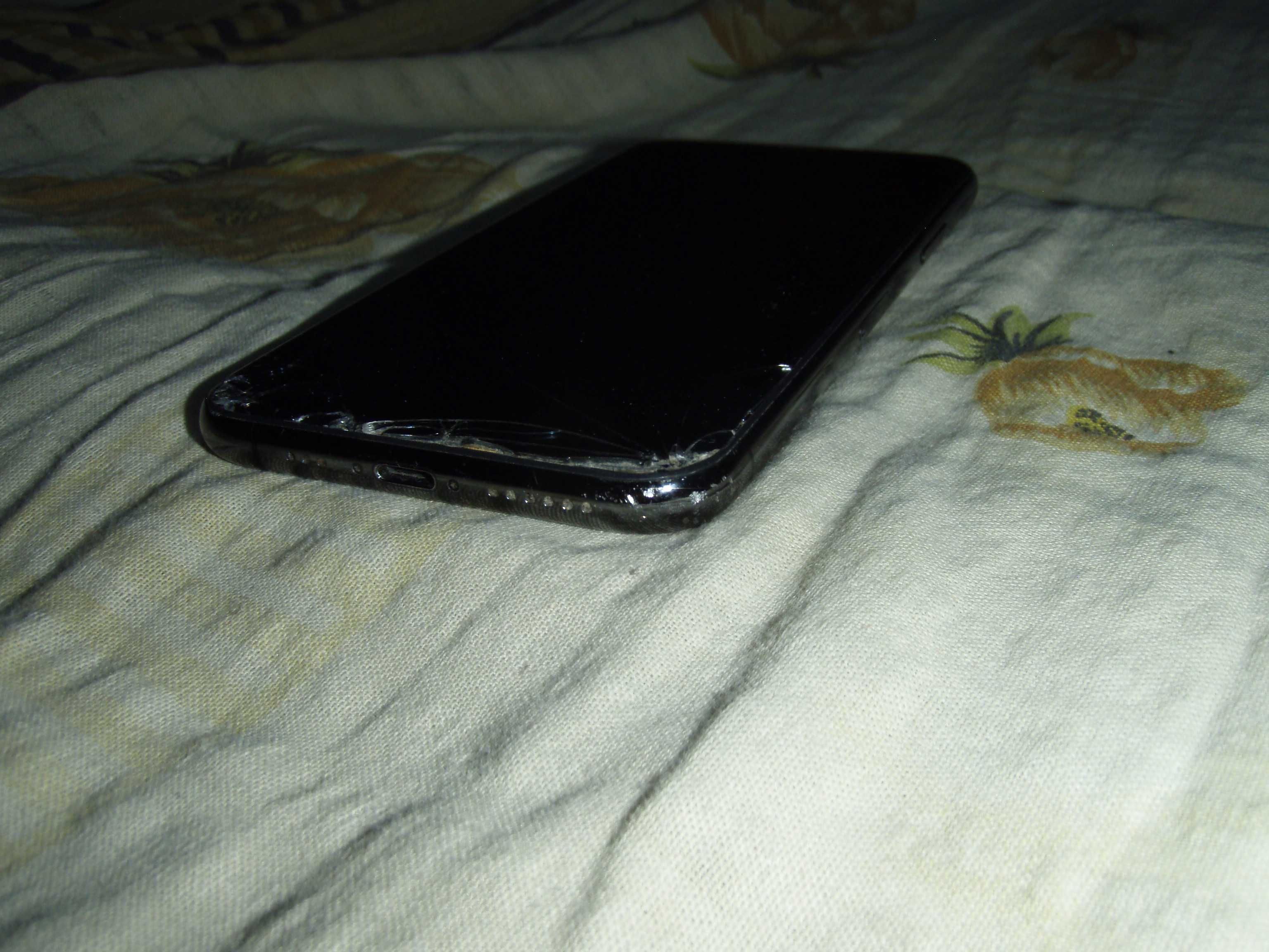Iphone 11 Pro 256 Gb touch spart display ok, fara cont, fara cod ecran