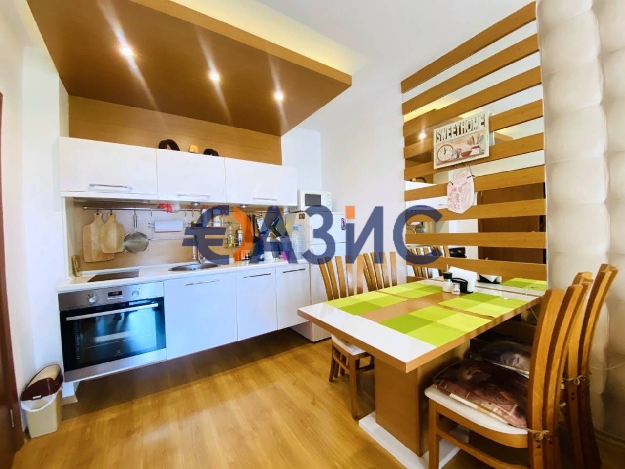 Апартамент с 1 спалня в комплекс Суит Хоумс 2 в Слънчев Бряг, България
