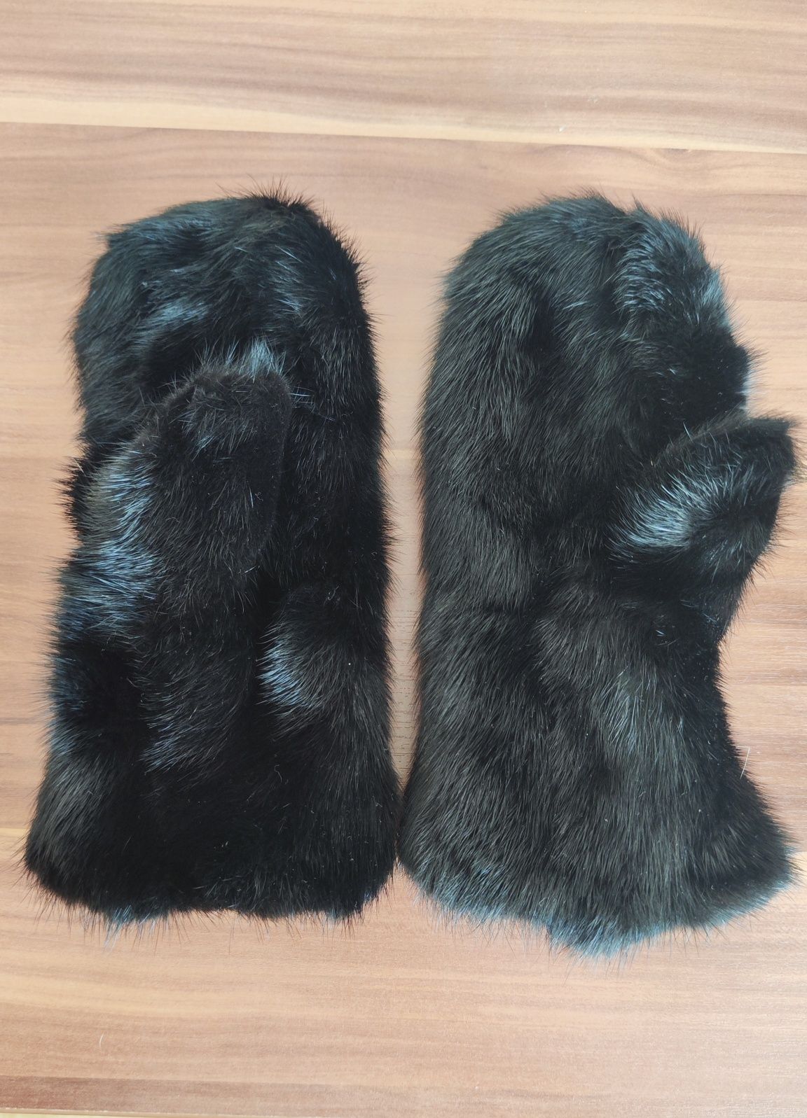 Варежки из норки