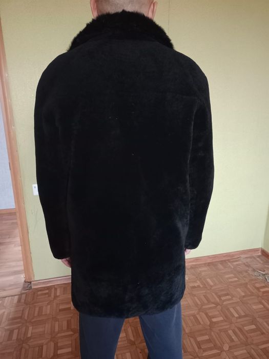 Продам шубу натуральную