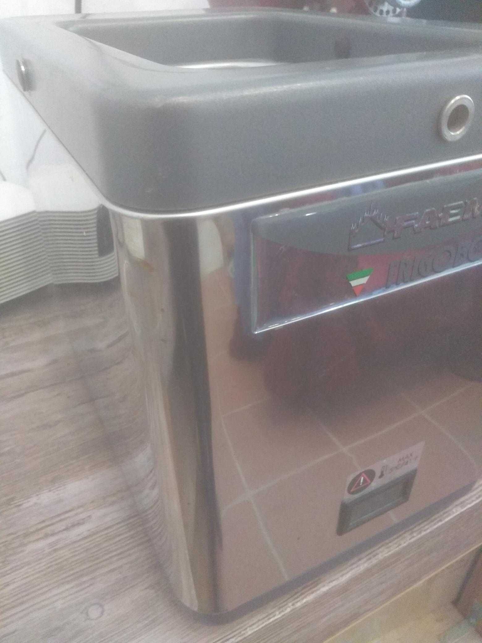 FAEMA Frigobox Малък хладилник за течности, кенчета