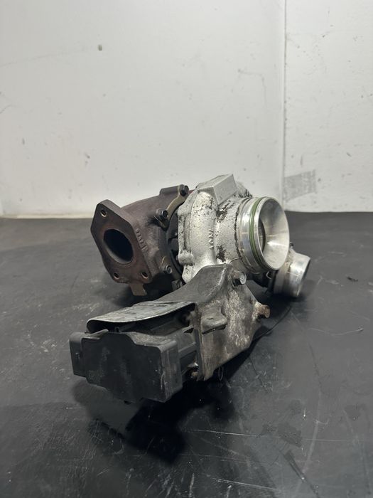 Turbina turbo BMW Seria 3 E90 E91 E92 2.0d 177cp N47 320d E60 E61 E93