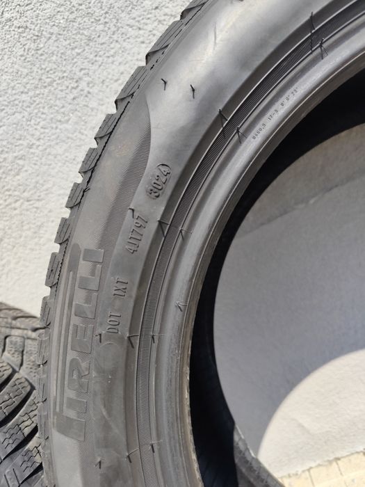 pirelli winter sottozero 3  245/45r18 100v с борд за джанта