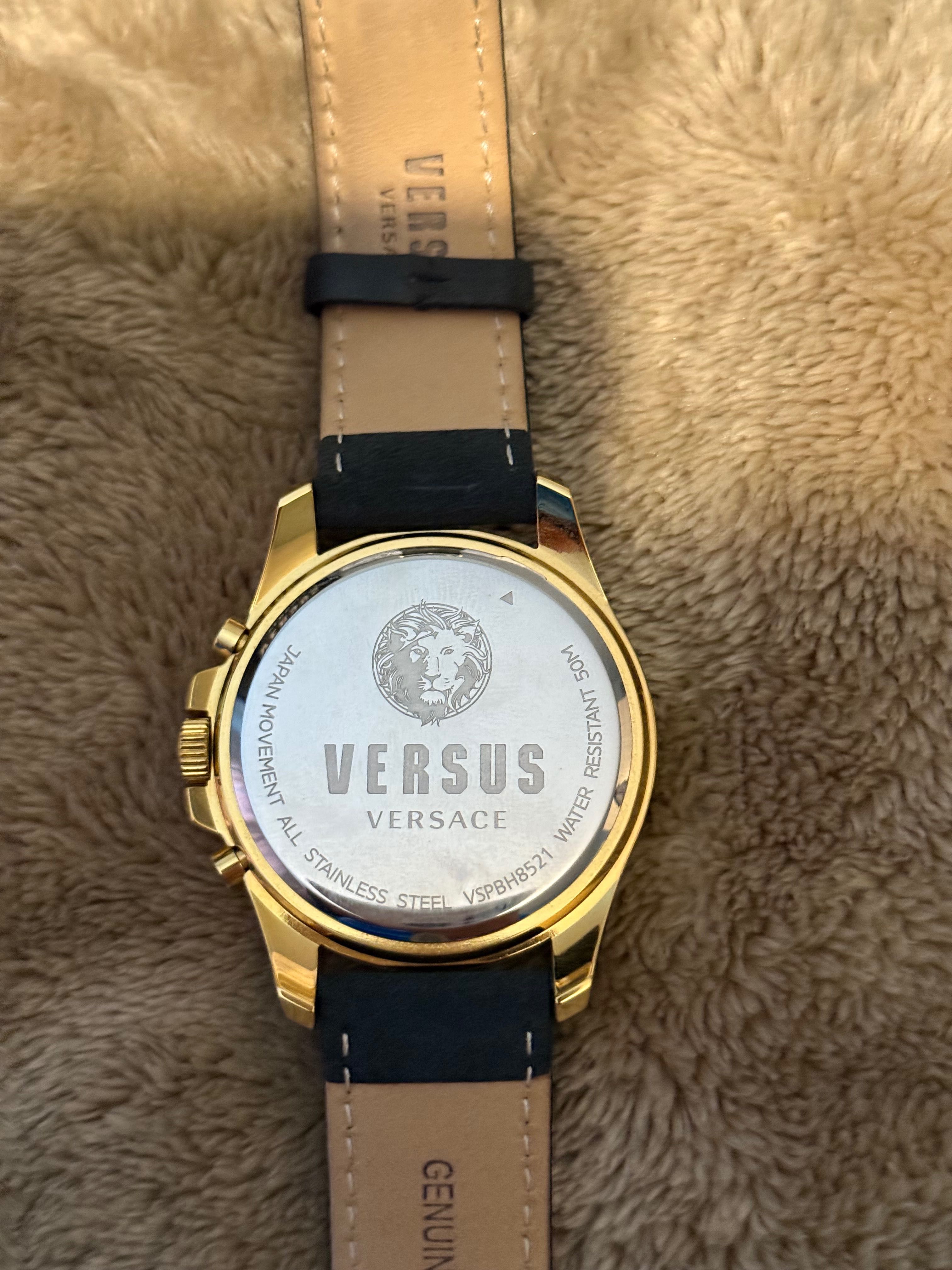 Часовник Versace