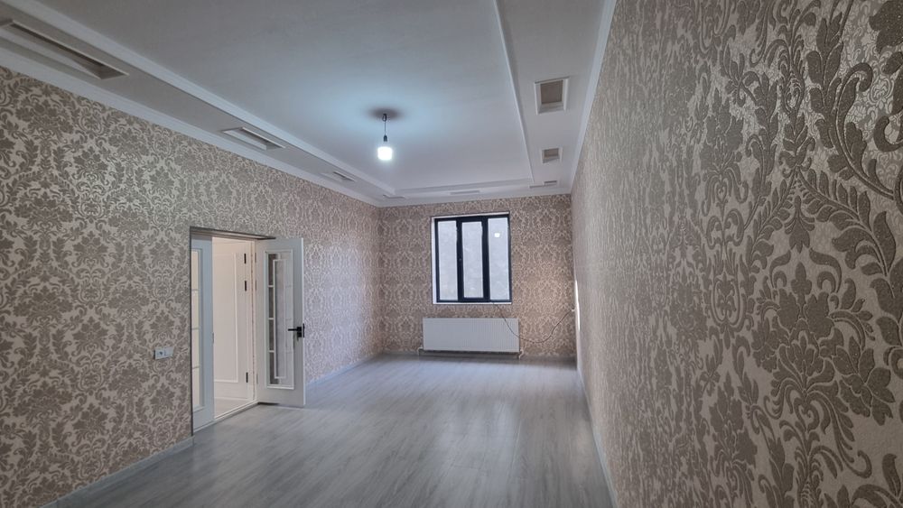 Назарбек катта иттифоқда янги қурилган тайёр уй сотилади.