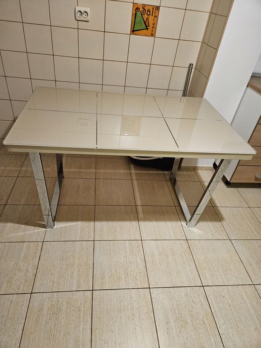Vand masa dining Mobexpert