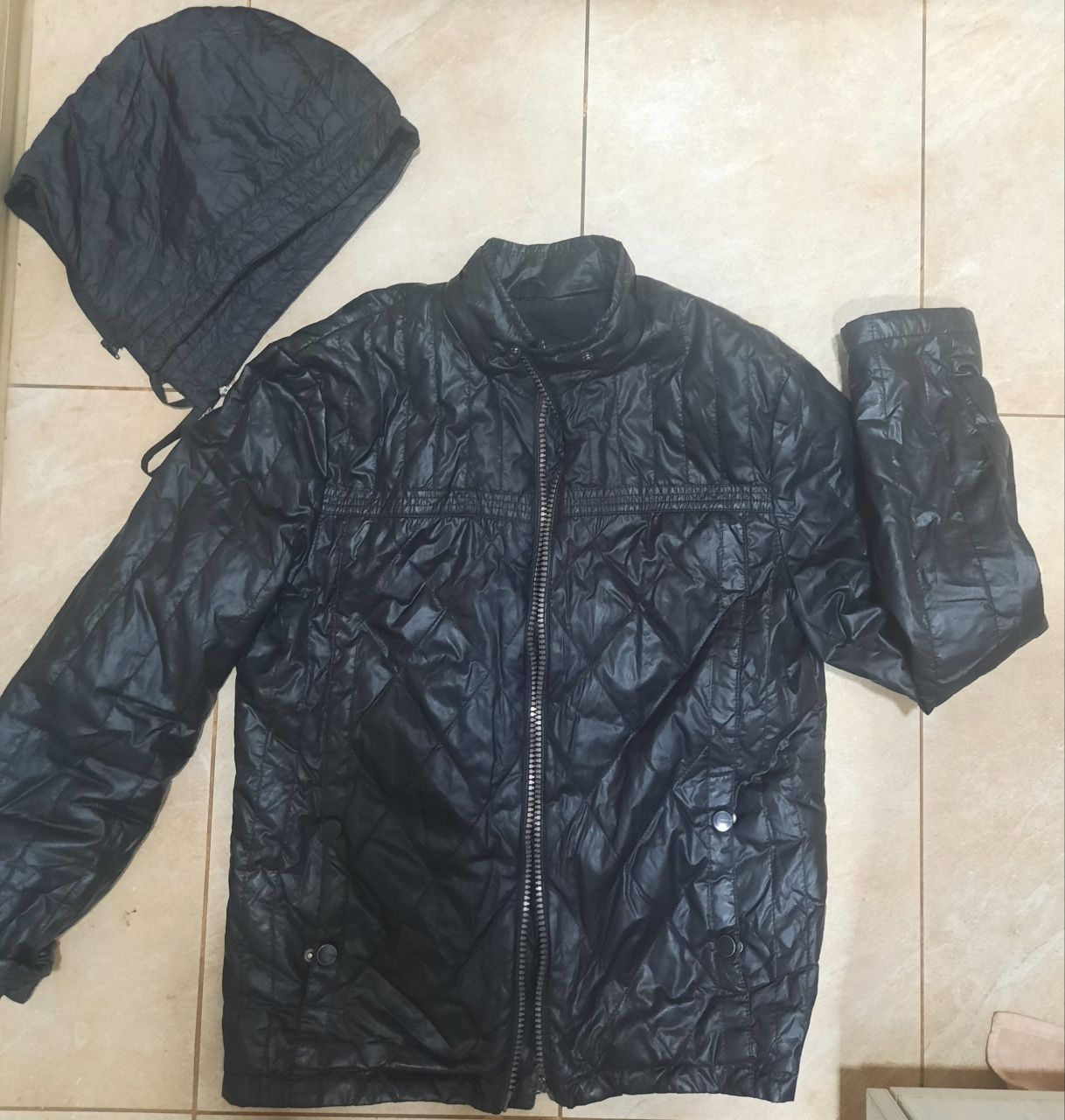 Продам вещи б/у в хоршом качестве