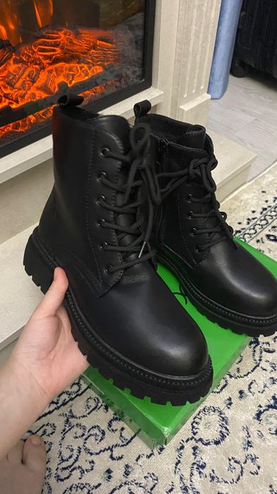 Обувь Новый ботинки(осень и зима)