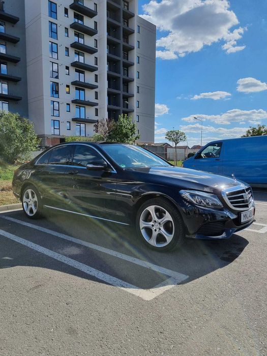 Mercedes C-Class 220