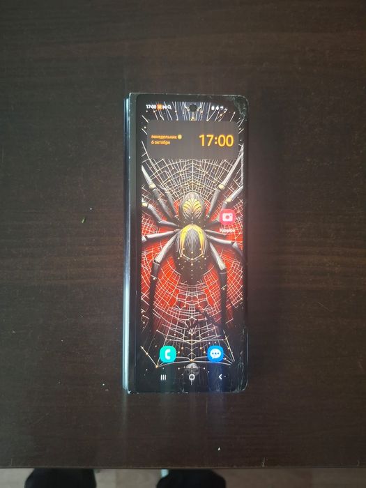 Продам Самсунг галакси Z fold 2
