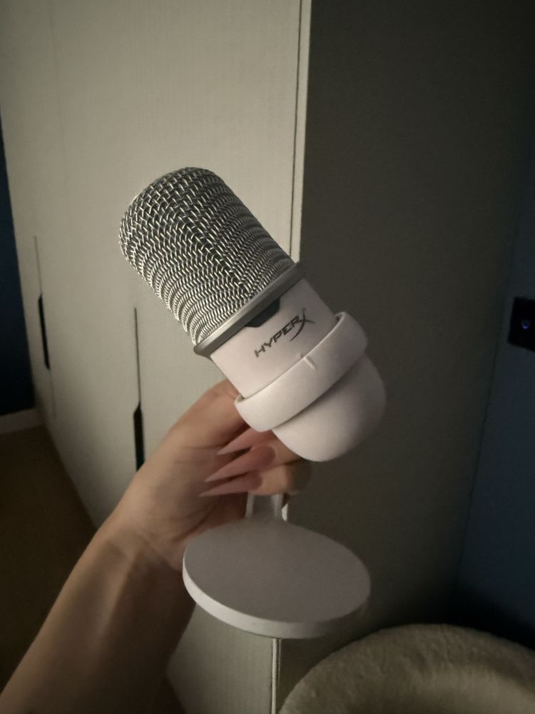 Срочно продам микрофон xyper x
