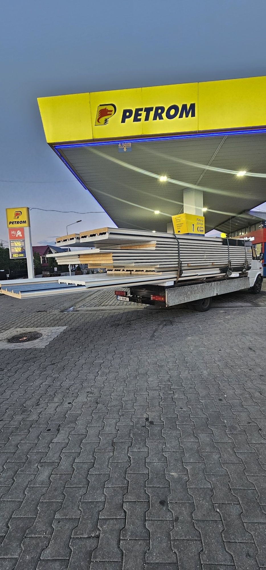 Panouri sandwich transport gratuit!