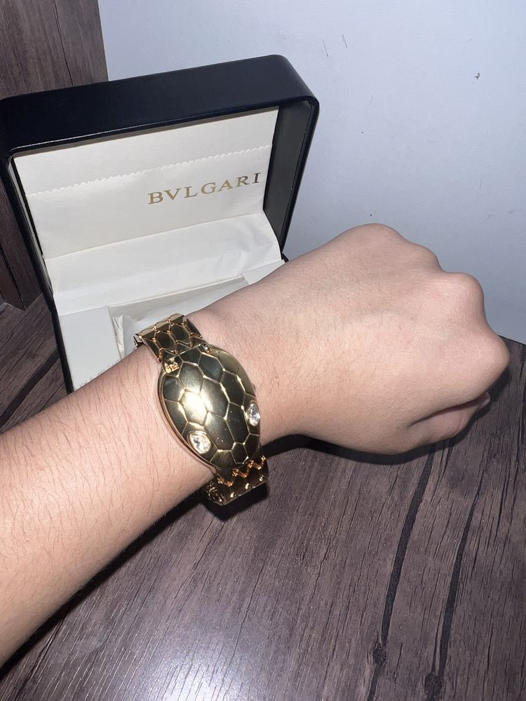 Часы BVLGARI. Оригинал с коробкой