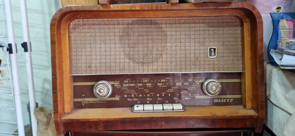 Radiouri vechi de colectie