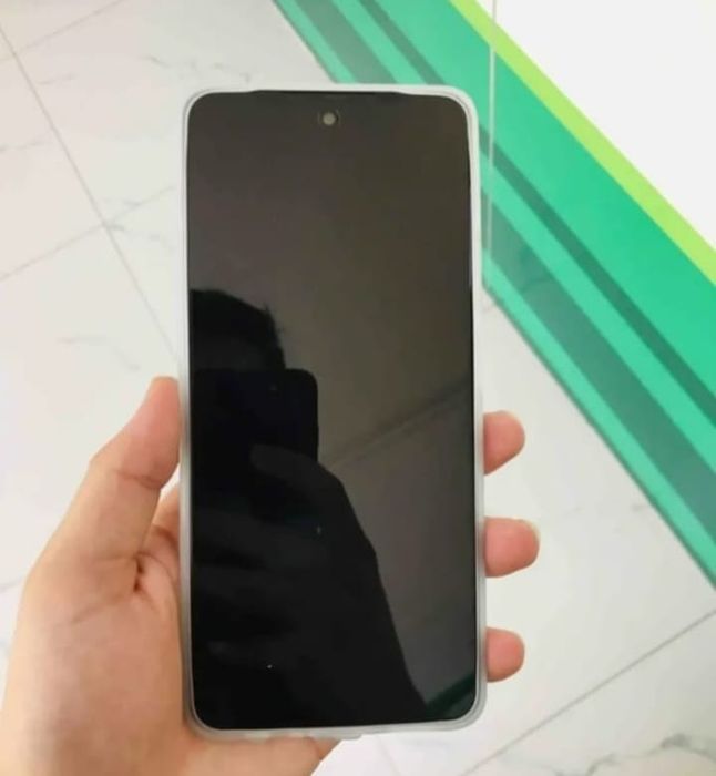 продается новый оппо а60