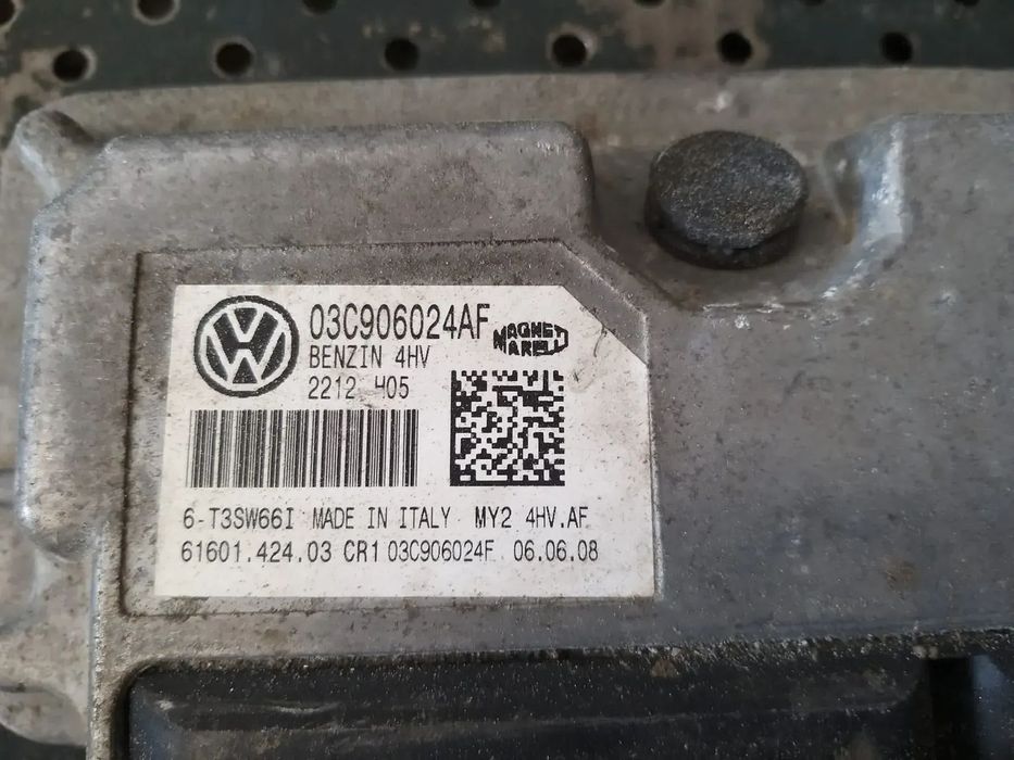 Ecu calculator motor 1.4 b seat ibiza 03c906024af 6160142403 03c906024f