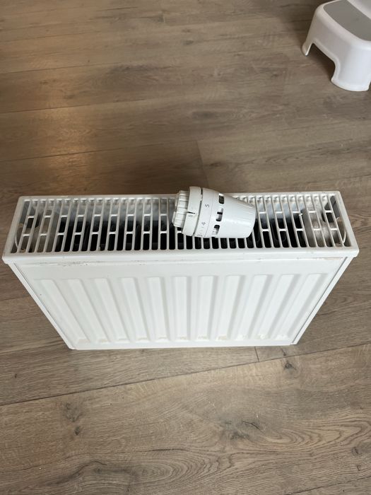 Продам радиатор 30 на 40