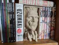 Frankenstein книжен кът