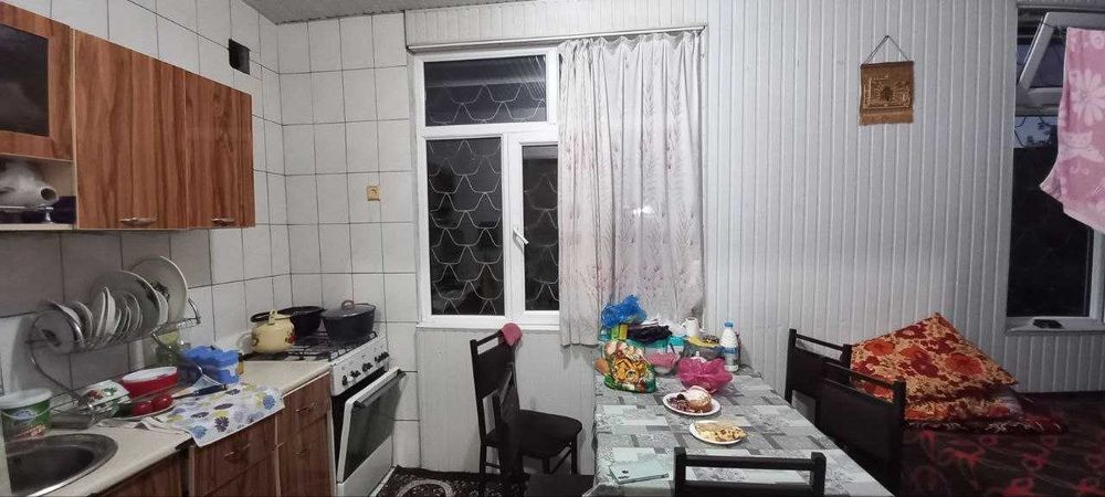 Шайхантахур Ц-11, центр города 4/3/4 без ремонта 92 кв.м.=