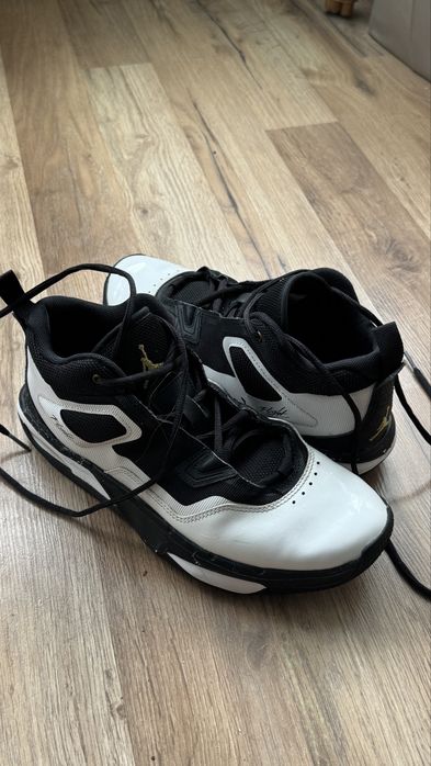 Adidas Nike Jordan
