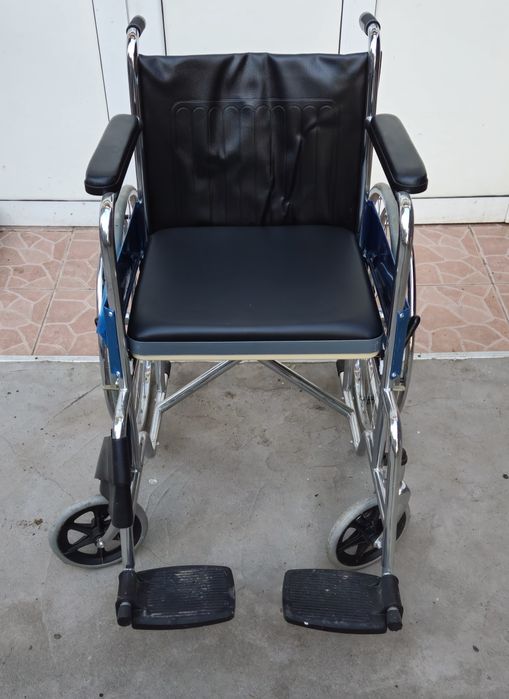 Vând cărucior nou persoane cu handicap!