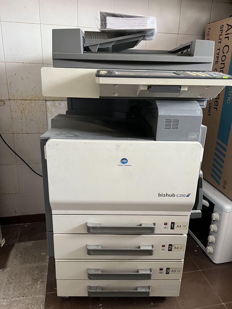 Konica Minolta bizhub C250