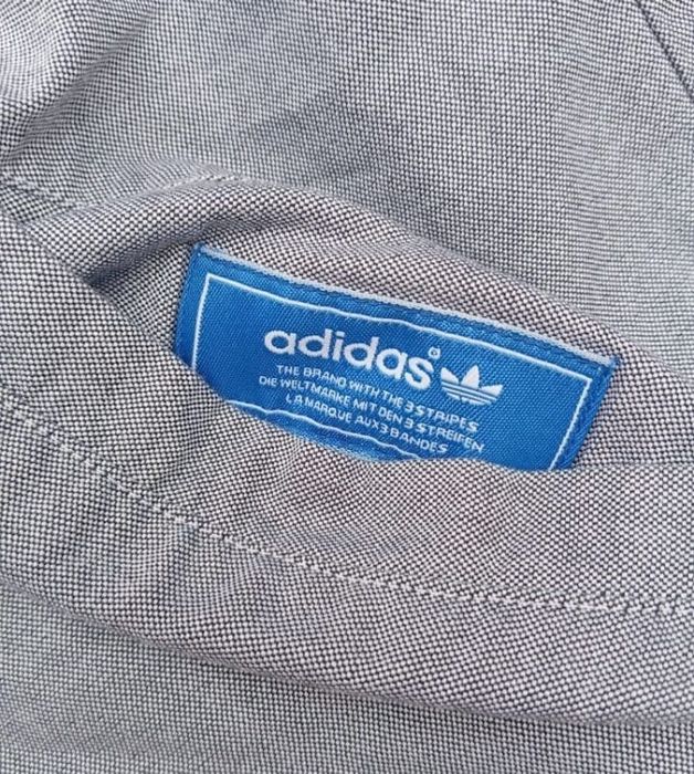 Vând geacă de bărbați Adidas!
