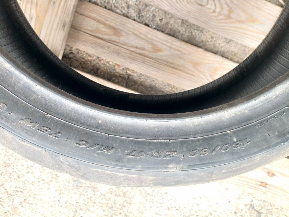O anvelopa de spate NOUA Pirelli 180/60 R17 dot 3820