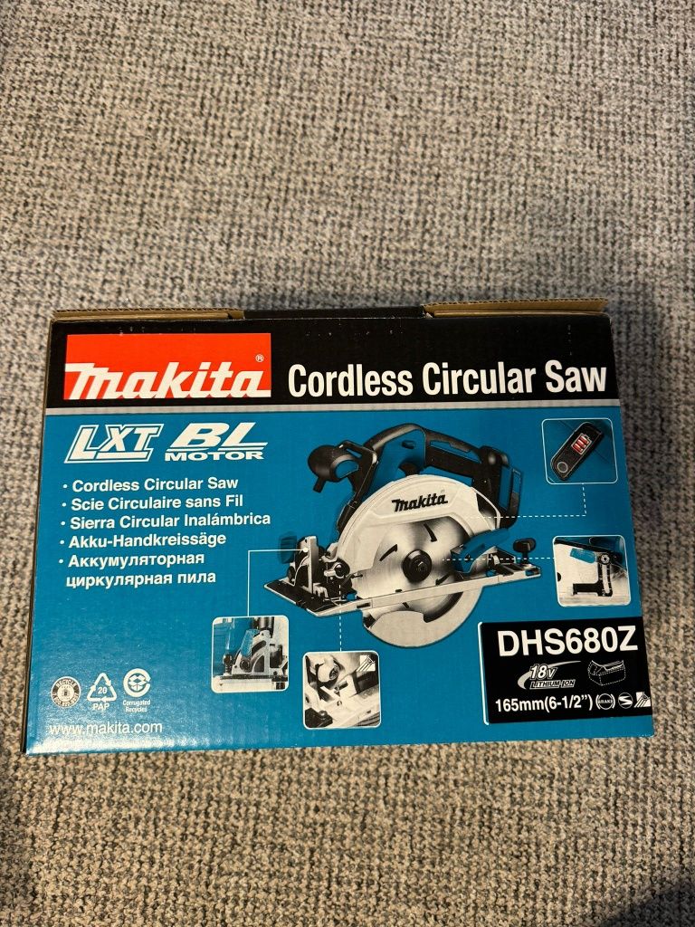 Fierastrau Circular Makita DHS680Z Solo