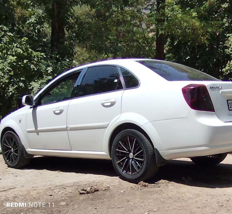 Vossen diska sotiladi