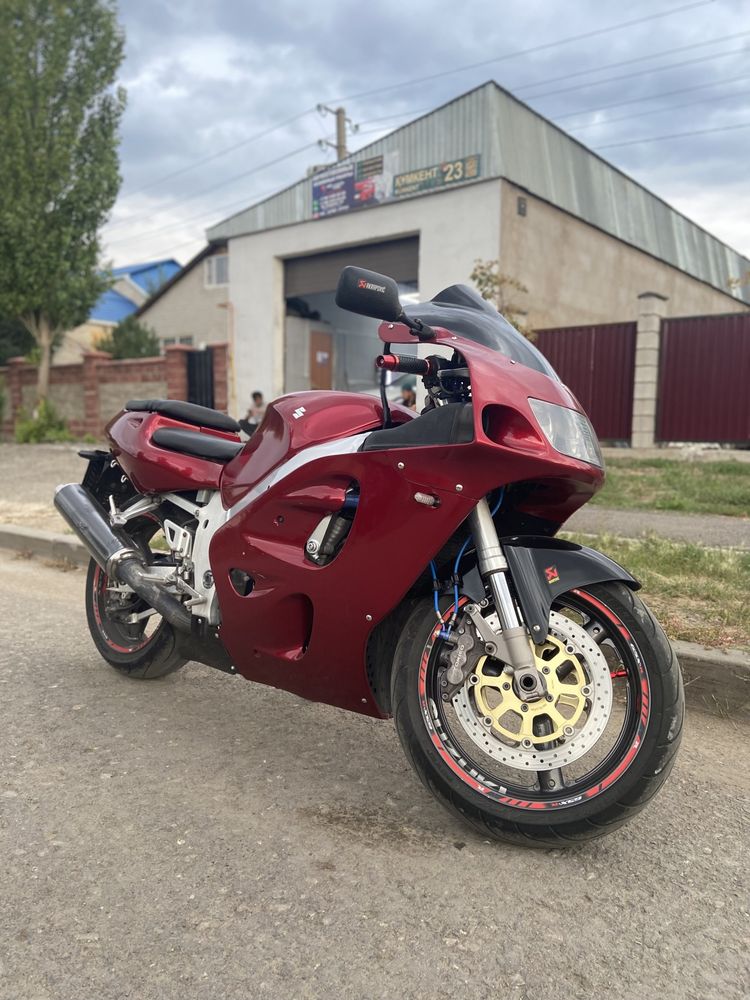 Suzuki  gsx r600