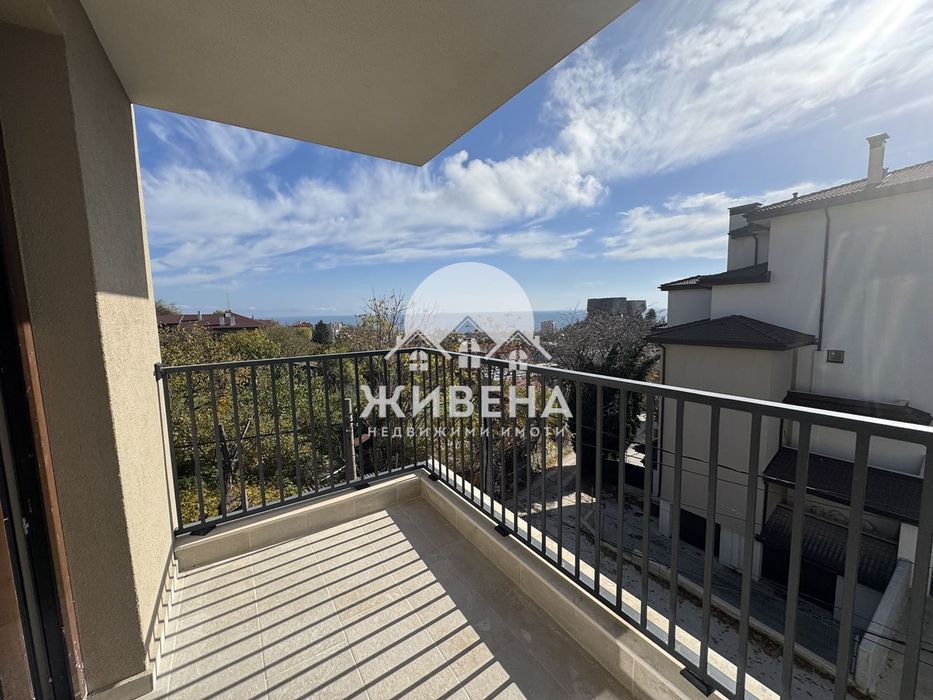 Продава се Двустаен апартамент в Варна, Бриз - 66 кв.м за 2652 €/кв.м - Снимка #8