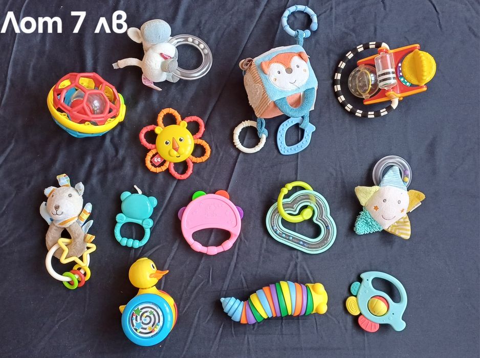 Играчки за бебе лот