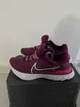 Adidasi nike de dama