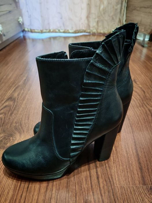 Hови боти на ток Tamaris