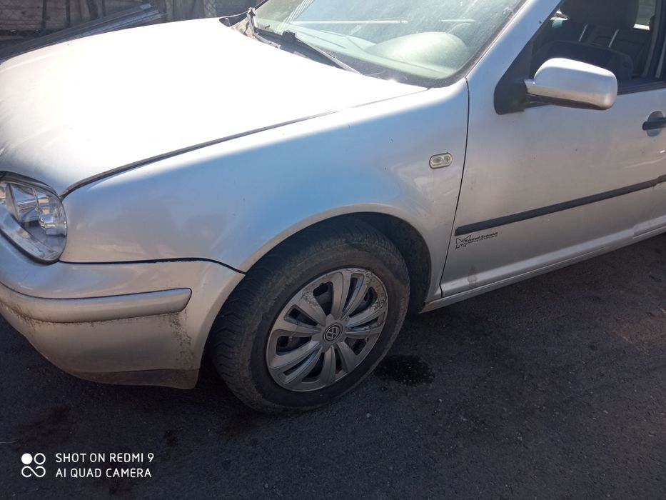 Bara fata,spate ,faruri ,aripi, vw golf 4 break motor 1.6 16v azd