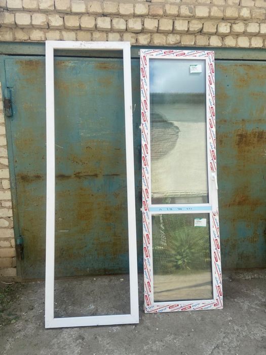 Продам двери пластиковые