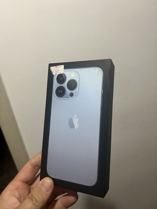 Продается Айфон 13 про срочно