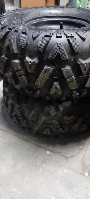 Продам резину комплект